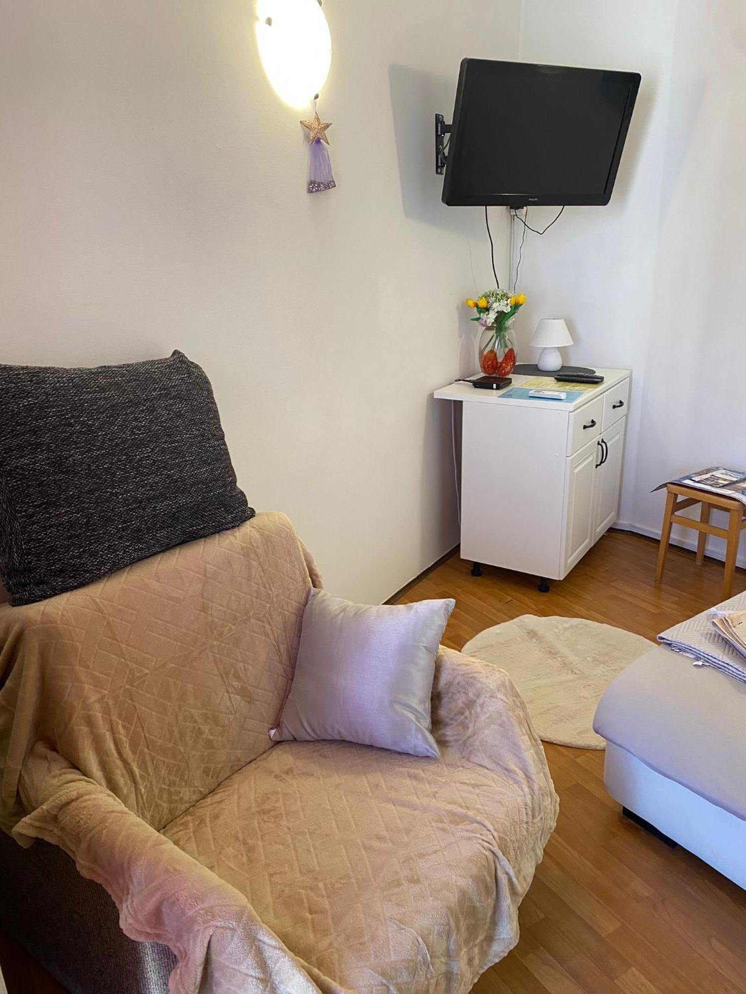 Bright And Charming Studio Apartment Rijeka Ngoại thất bức ảnh